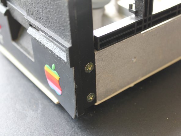 Apple Disk II Floppy Disk Subsystem Teardown and Optical Drive Conversion, Remove screws: step 15, image 1 of 3