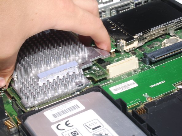 Disassembling the Compaq Armada 7800: crwdns2935265:024crwdnd2935265:02crwdnd2935265:03crwdne2935265:0