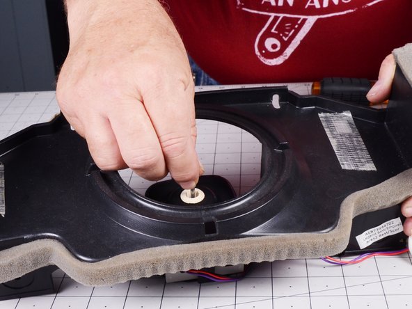 LG Refrigerator Evaporator Fan Replacement: crwdns2935265:027crwdnd2935265:02crwdnd2935265:03crwdne2935265:0