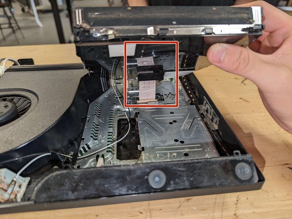 PlayStation 3 Slim Thermal Paste Replacement: crwdns2935265:014crwdnd2935265:02crwdnd2935265:03crwdne2935265:0