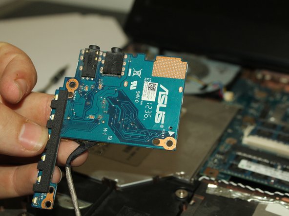 Asus G75VW-BHI7N07 Audio Jack  Replacement: crwdns2935265:05crwdnd2935265:03crwdnd2935265:03crwdne2935265:0