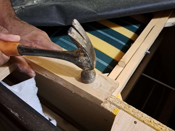 How to Fix an Unleveled Sofa Seat: crwdns2935265:04crwdnd2935265:02crwdnd2935265:03crwdne2935265:0