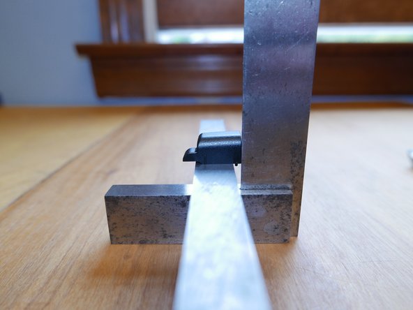 Panasonic Lumix DMC-GH3 LCD Hinge Cover Replacement: crwdns2935265:09crwdnd2935265:02crwdnd2935265:03crwdne2935265:0