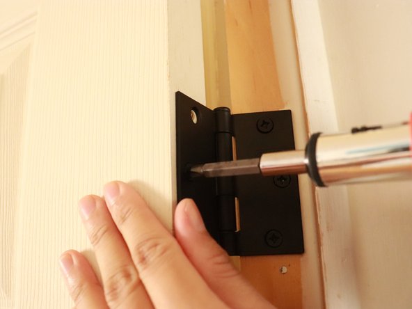 Door Hinge Replacement: passo 8, imagem 2 %32