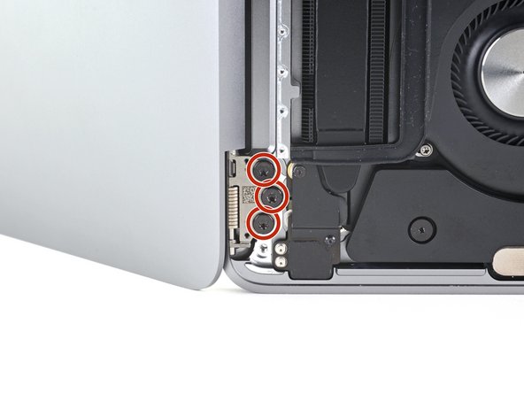 MacBook Pro 13" Two Thunderbolt Ports Late 2020 Display Assembly Replacement: crwdns2935265:031crwdnd2935265:02crwdnd2935265:03crwdne2935265:0