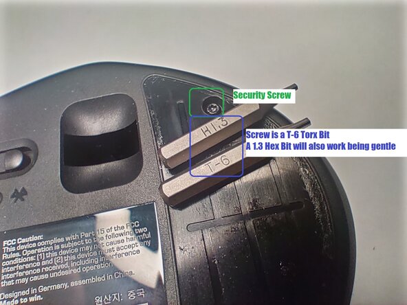 Roccat Kone Pro Air - Scroll Mechanism Cleaning, Remove Screws: crwdns2935265:02crwdnd2935265:02crwdnd2935265:03crwdne2935265:0