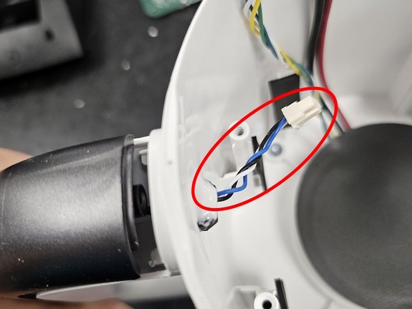 Roborock Dyad Pro Combo: Fan Unit Teardown, Handle pt.2: crwdns2935265:06crwdnd2935265:02crwdnd2935265:03crwdne2935265:0