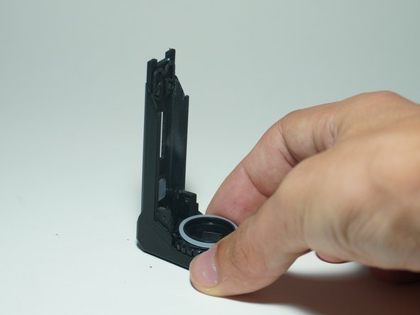 Yocan UNI Pro Disassembly, Aperture Removal: crwdns2935265:03crwdnd2935265:02crwdnd2935265:03crwdne2935265:0