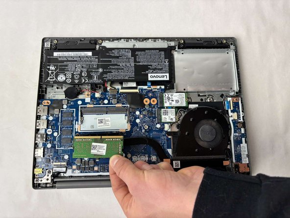 Lenovo IdeaPad 3-14IIL05 RAM Replacement, RAM: crwdns2935265:02crwdnd2935265:03crwdnd2935265:03crwdne2935265:0