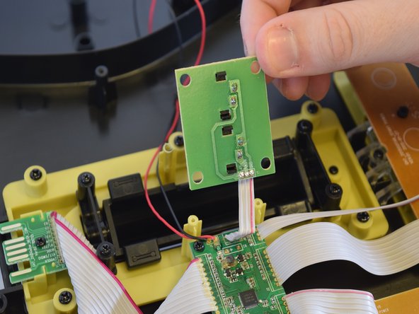 Activision Guitar Hero Live Guitar Controller Motherboard Replacement: crwdns2935265:07crwdnd2935265:02crwdnd2935265:03crwdne2935265:0