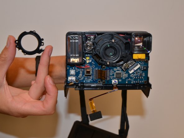 Polaroid OneStep 2 Lens Replacement: crwdns2935265:05crwdnd2935265:03crwdnd2935265:03crwdne2935265:0