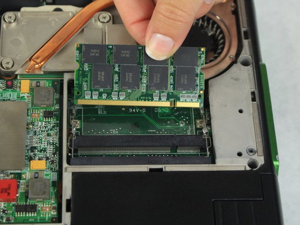 Alienware Aurora M9700 RAM Replacement: crwdns2935265:06crwdnd2935265:02crwdnd2935265:03crwdne2935265:0