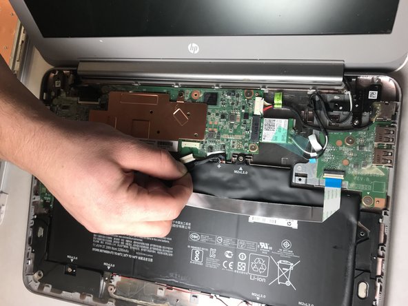 HP Chromebook 14-ak013dx  WiFi Card Replacement: 4 단계, 이미지 3개 중 3개
