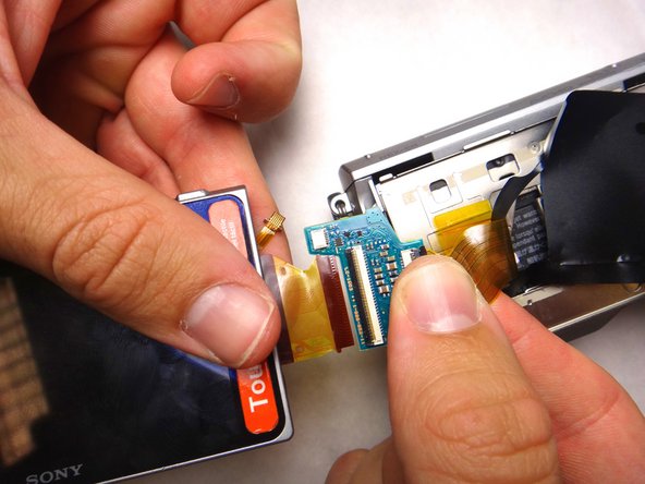 Sony NEX-5R LCD Screen Replacement: crwdns2935265:09crwdnd2935265:02crwdnd2935265:03crwdne2935265:0