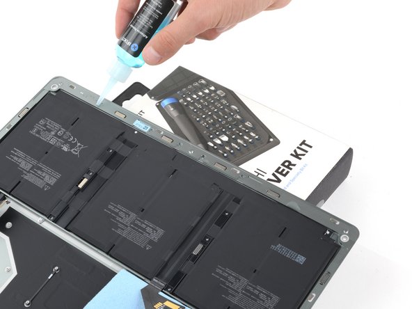 Microsoft Surface Laptop 4 (13.5-inch) Battery Replacement