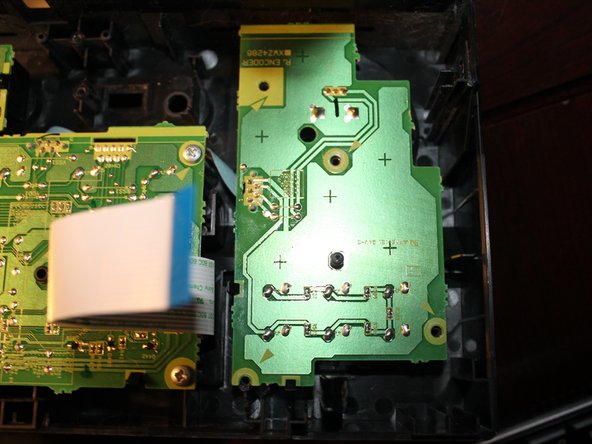 Volume Control Potentiometer Cleaning, Remove the faulty control board: crwdns2935265:011crwdnd2935265:02crwdnd2935265:02crwdne2935265:0