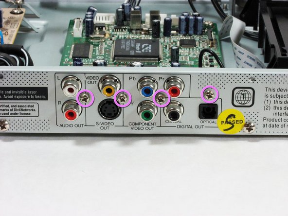 Philips DVP642 Motherboard Replacement: crwdns2935265:05crwdnd2935265:02crwdnd2935265:02crwdne2935265:0