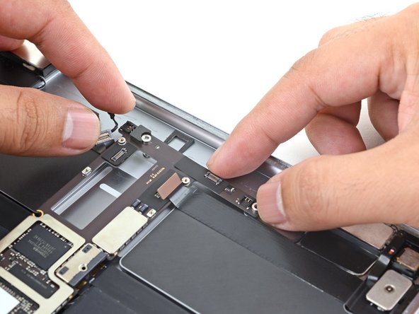 iPad Pro 12.9" Battery Replacement, Reassembly tips: crwdns2935265:046crwdnd2935265:02crwdnd2935265:03crwdne2935265:0