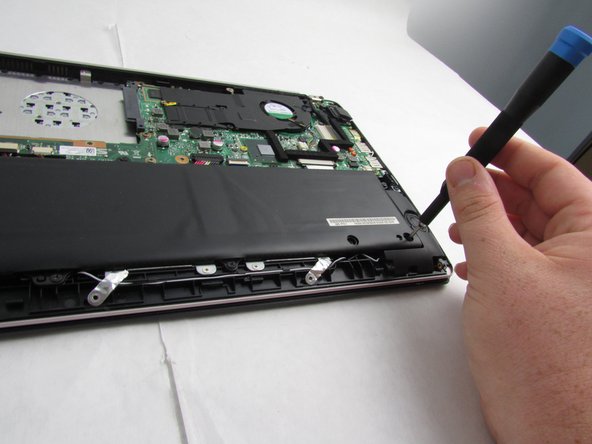 Asus Q200E-CT144H Battery Replacement: stap 0, afbeelding 2 van 2