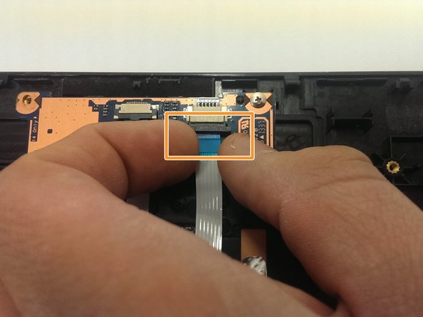 Samsung ATIV Book 4 Mouse Pad Replacement: crwdns2935265:04crwdnd2935265:02crwdnd2935265:02crwdne2935265:0