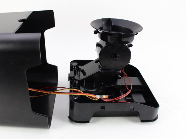 Petnet SmartFeeder SF10E 12 Pin Connector Replacement: crwdns2935265:05crwdnd2935265:02crwdnd2935265:02crwdne2935265:0