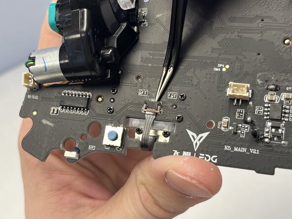 Flydigi Apex 5 Joystick Modules Replacement: step 16, image 1 of 3