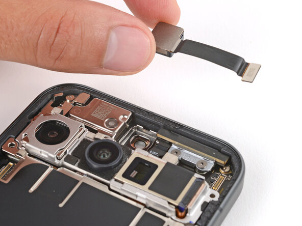 Google Pixel 10 Front Camera Replacement, Install the front camera: step 24, image 1 of 3