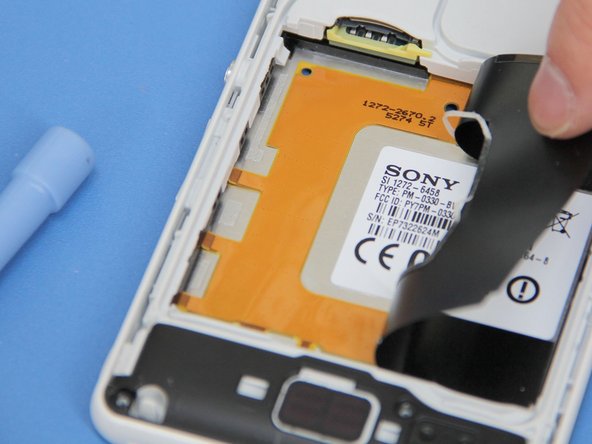 Sony Xperia ZR C5503 Teardown: crwdns2935265:06crwdnd2935265:02crwdnd2935265:03crwdne2935265:0