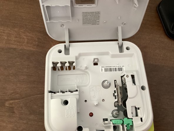 Brother PT-210 Battery Replacement, Batteries: crwdns2935265:02crwdnd2935265:03crwdnd2935265:03crwdne2935265:0