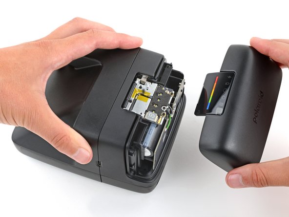 Polaroid Flash Unit Shell Replacement, Remove the flash unit shell: crwdns2935265:06crwdnd2935265:03crwdnd2935265:03crwdne2935265:0