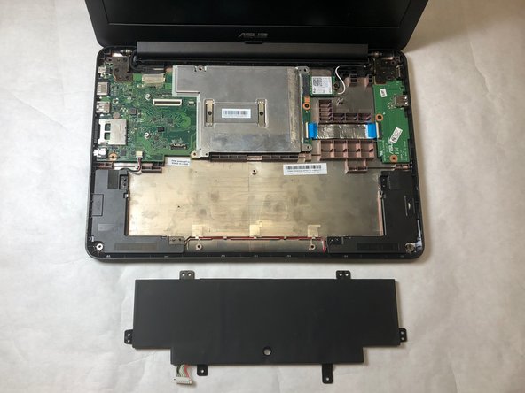 Asus Chromebook C300MA DB01 Battery Replacement, Removing the battery: crwdns2935265:04crwdnd2935265:03crwdnd2935265:03crwdne2935265:0