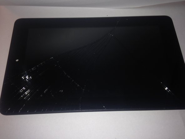 Amazon Fire 5th Generation Teardown, Camera removed, flip it over: crwdns2935265:015crwdnd2935265:02crwdnd2935265:02crwdne2935265:0