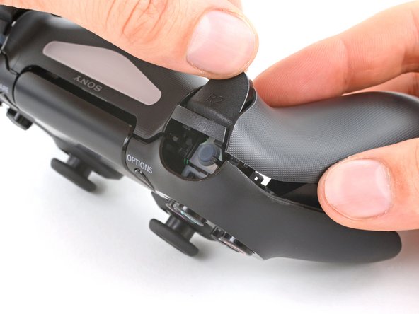DualShock 4 (CUH-ZCT1U) R2/L2ボタンの交換 - iFixit 修理ガイド