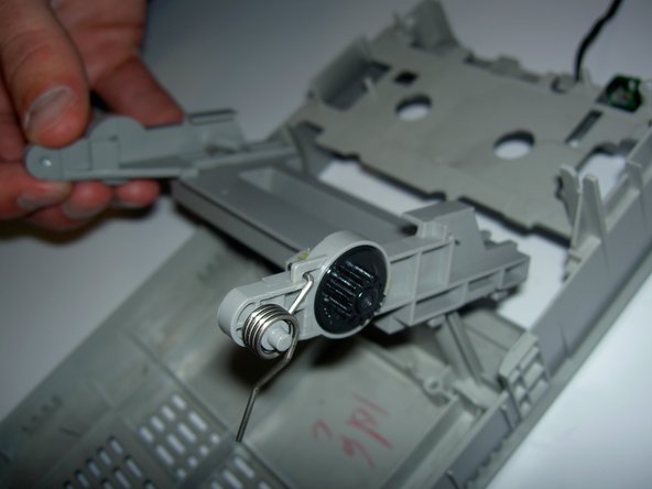 Panasonic SA-PM17 Tape Player Cover Replacement: crwdns2935265:015crwdnd2935265:02crwdnd2935265:03crwdne2935265:0