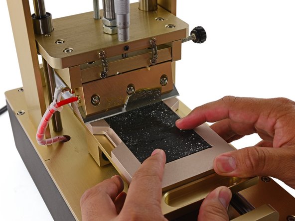 iPhone 6s Display Teardown: crwdns2935265:09crwdnd2935265:02crwdnd2935265:03crwdne2935265:0