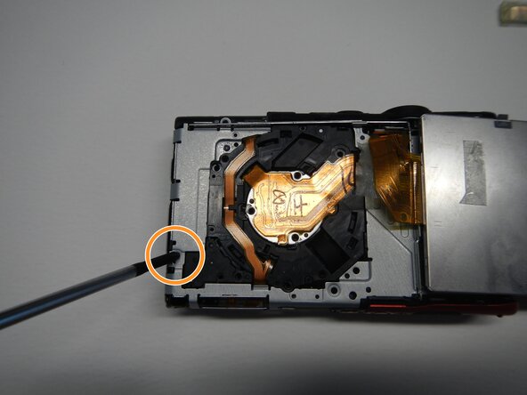 Canon PowerShot ELPH 300HS Lens Zoom Unit Replacement: crwdns2935265:014crwdnd2935265:02crwdnd2935265:03crwdne2935265:0