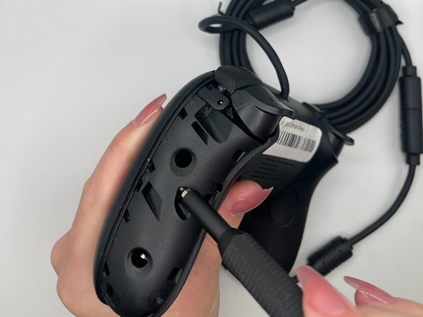 8BitDo Ultimate Wired Bumper Replacement: crwdns2935265:04crwdnd2935265:02crwdnd2935265:03crwdne2935265:0