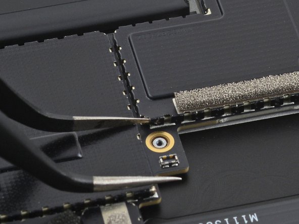 Microsoft Surface Pro X Volume Button Cable Replacement, Remove the second USB-C port shield: passo 89, immagine 2 di 3