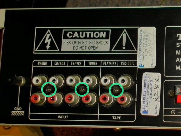 Reflowing solder joints on a TEAC GSA-5300 stereo integrated amplifier: crwdns2935265:03crwdnd2935265:02crwdnd2935265:03crwdne2935265:0