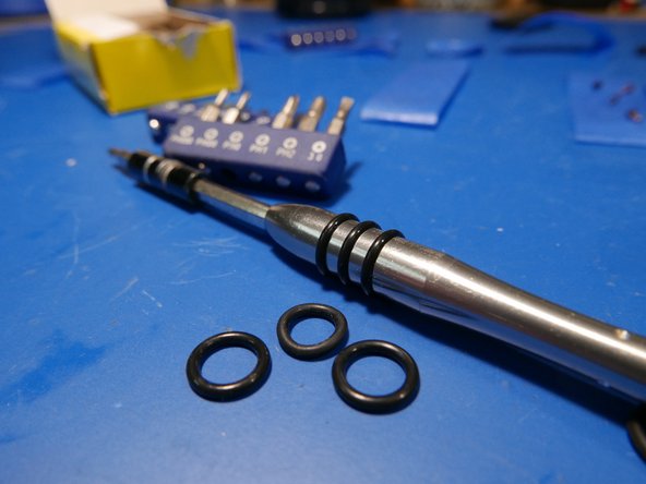 iFixit Screwdriver Grip Replacement: crwdns2935265:05crwdnd2935265:02crwdnd2935265:02crwdne2935265:0