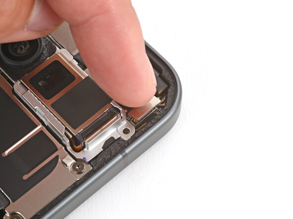 Google Pixel 10 Front Camera Replacement, Connect the front camera: step 25, image 1 of 2