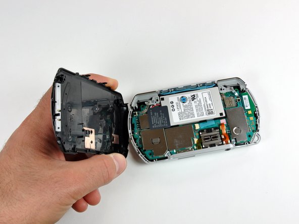 PSP Go ディスプレイの交換 - iFixit 修理ガイド