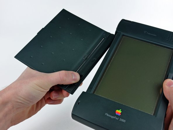 Apple Newton MessagePad 2000 Teardown: crwdns2935265:08crwdnd2935265:02crwdnd2935265:02crwdne2935265:0