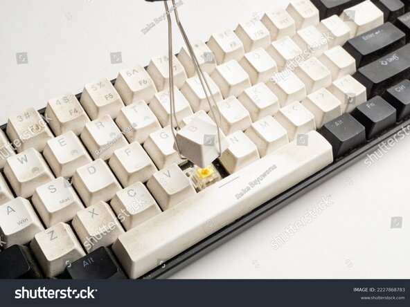 Mechanical Keyboard Cleaning Technique, Mechanical Keyboard Cleaning Technique: step 1, image 1 of 1