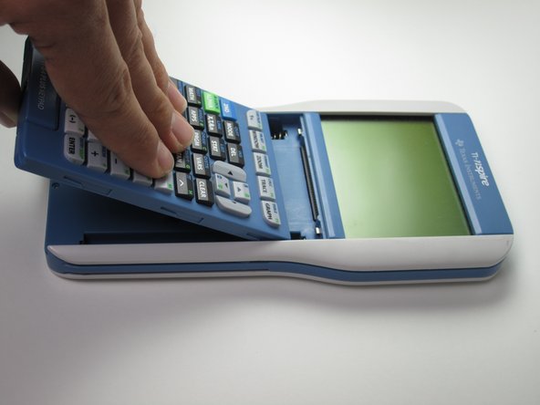 TI-Nspire Battery Replacement: crwdns2935265:05crwdnd2935265:02crwdnd2935265:02crwdne2935265:0