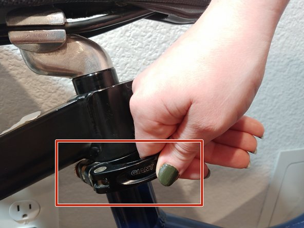 How to Replace a Bike Saddle When You Have a Rear Bike Rack, Bike Saddle: étape 1, image 1 de 1