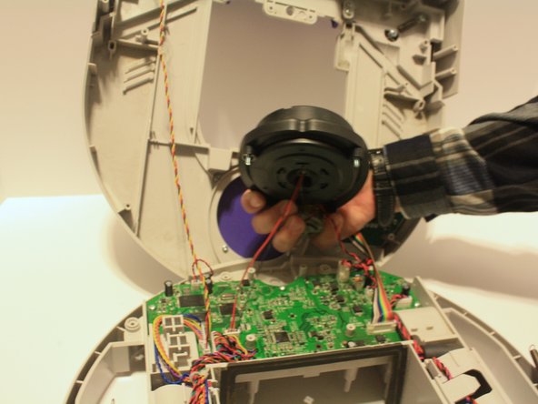 Neato XV-21 Motherboard Replacement: step 7, image 3 of 3