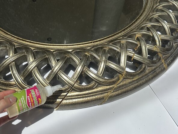 How to Fix a Mirror Frame: crwdns2935265:02crwdnd2935265:01crwdnd2935265:01crwdne2935265:0