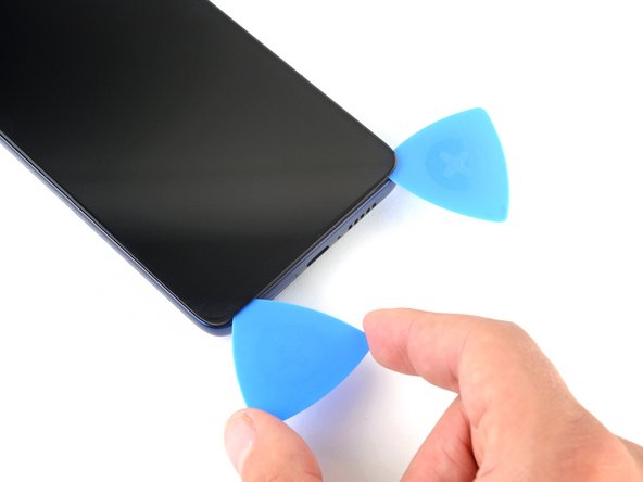 Motorola Edge 5G UW (2022) Display Replacement: crwdns2935265:029crwdnd2935265:02crwdnd2935265:02crwdne2935265:0