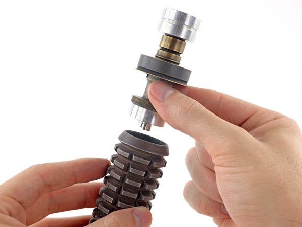 Lightsaber Teardown: crwdns2935265:06crwdnd2935265:02crwdnd2935265:03crwdne2935265:0